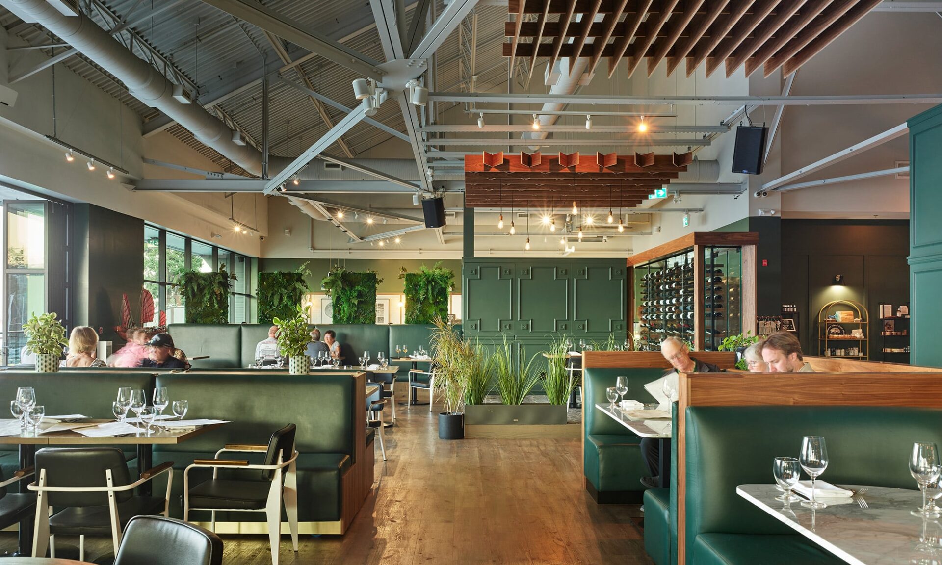 Macs II Agencies Nanoose Bay Cafe BC Header