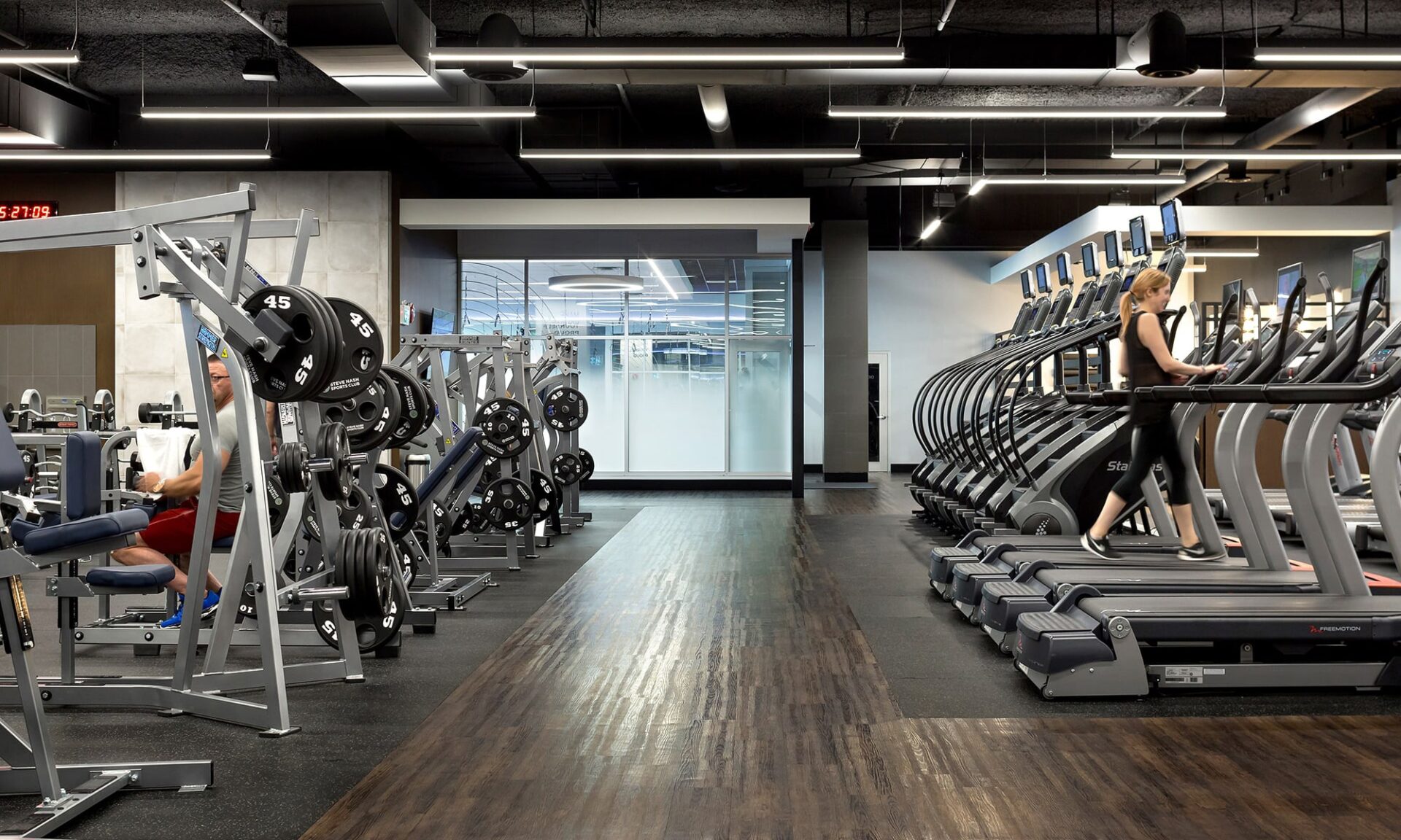 Macs II Agencies Steve Nash Fitness World Park Royal Vancouver BC 12