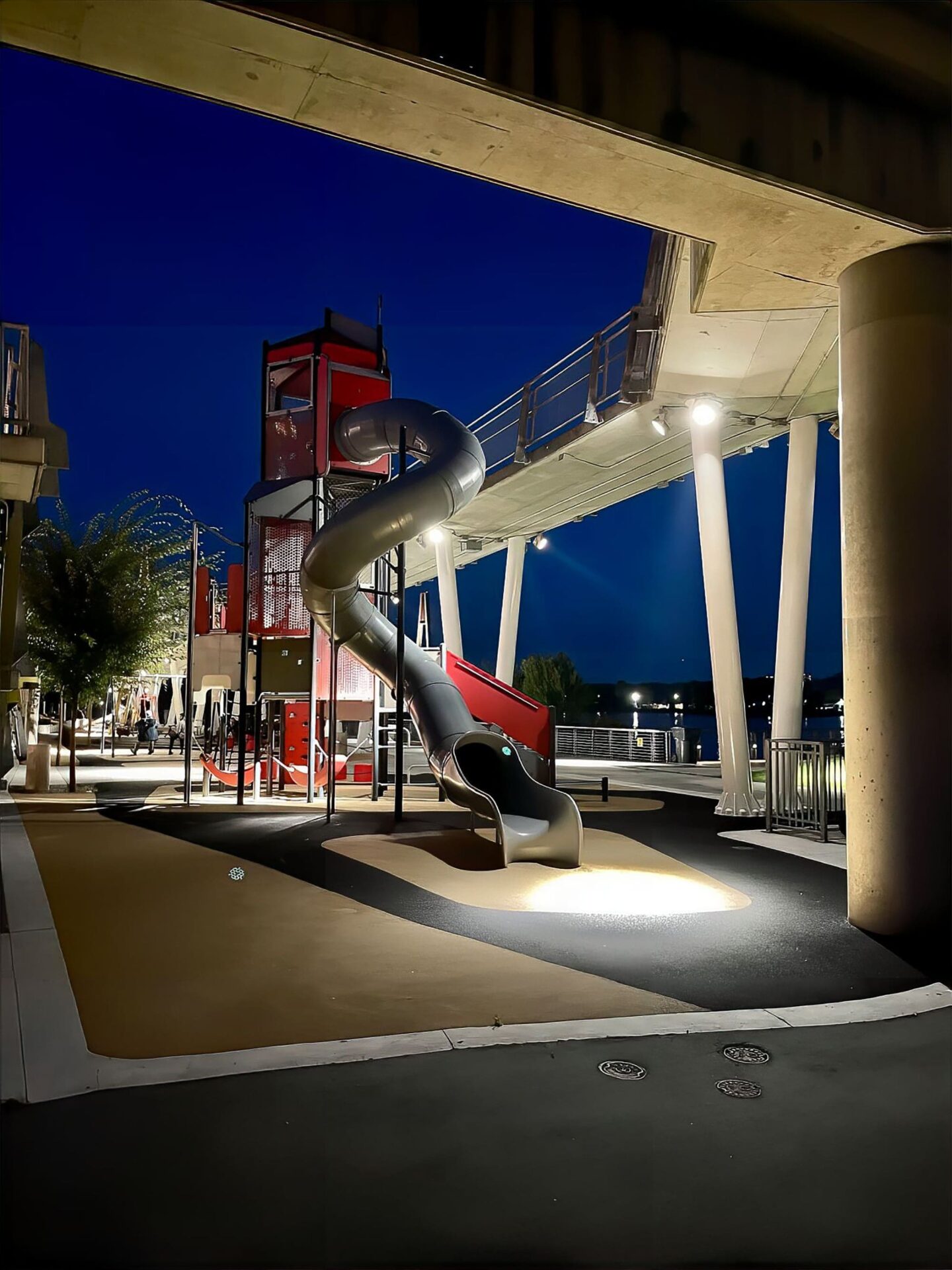 Macs II Agencies Westminster Pier Park Pedestrian Bridge BC 2