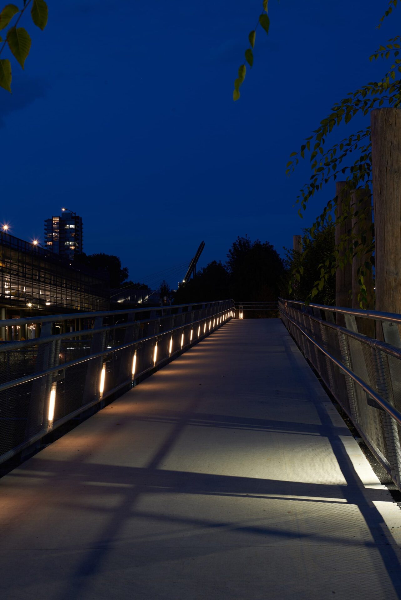 Macs II Agencies Westminster Pier Park Pedestrian Bridge BC 4