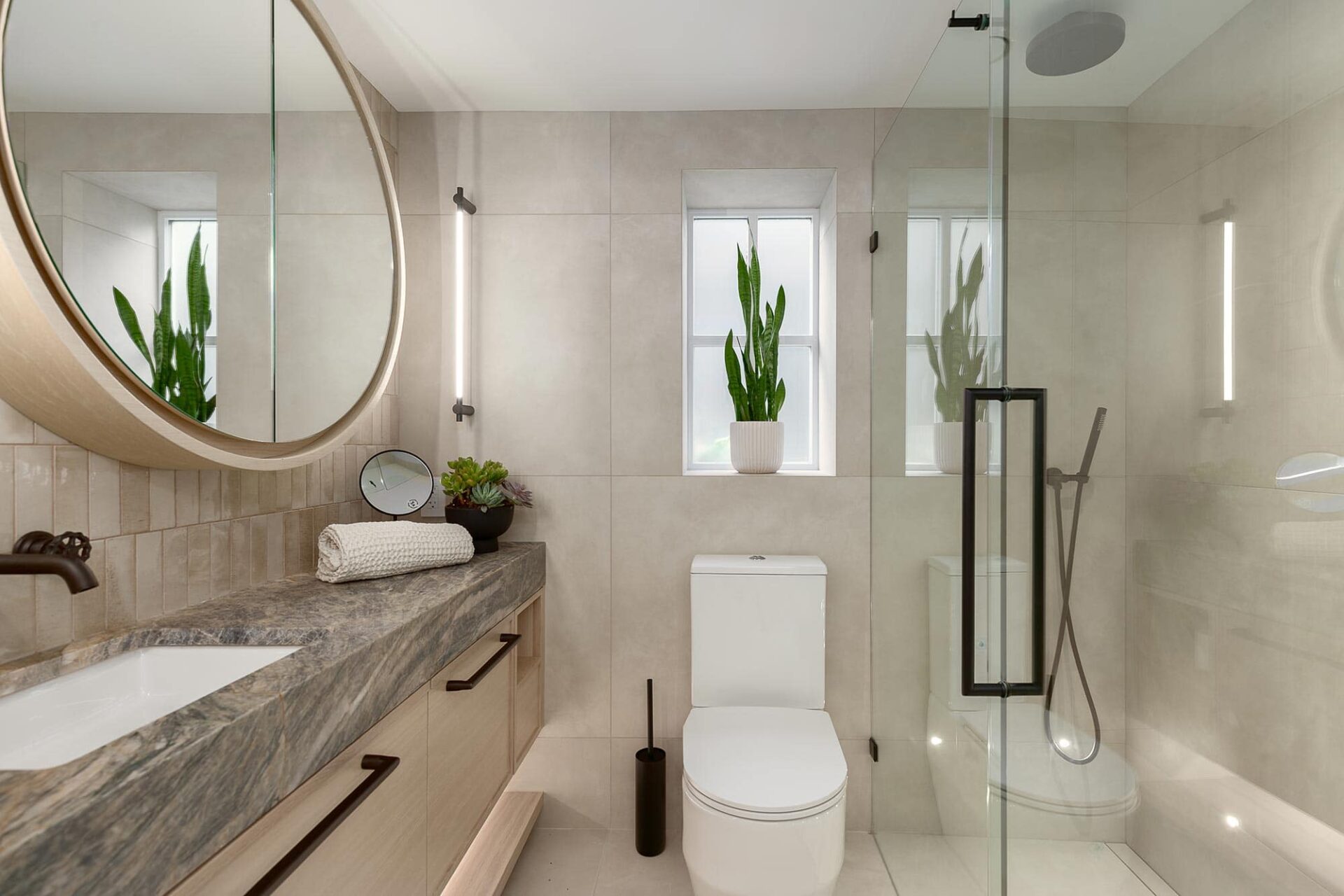 Beachhouse Garden Suite Vancouver BC