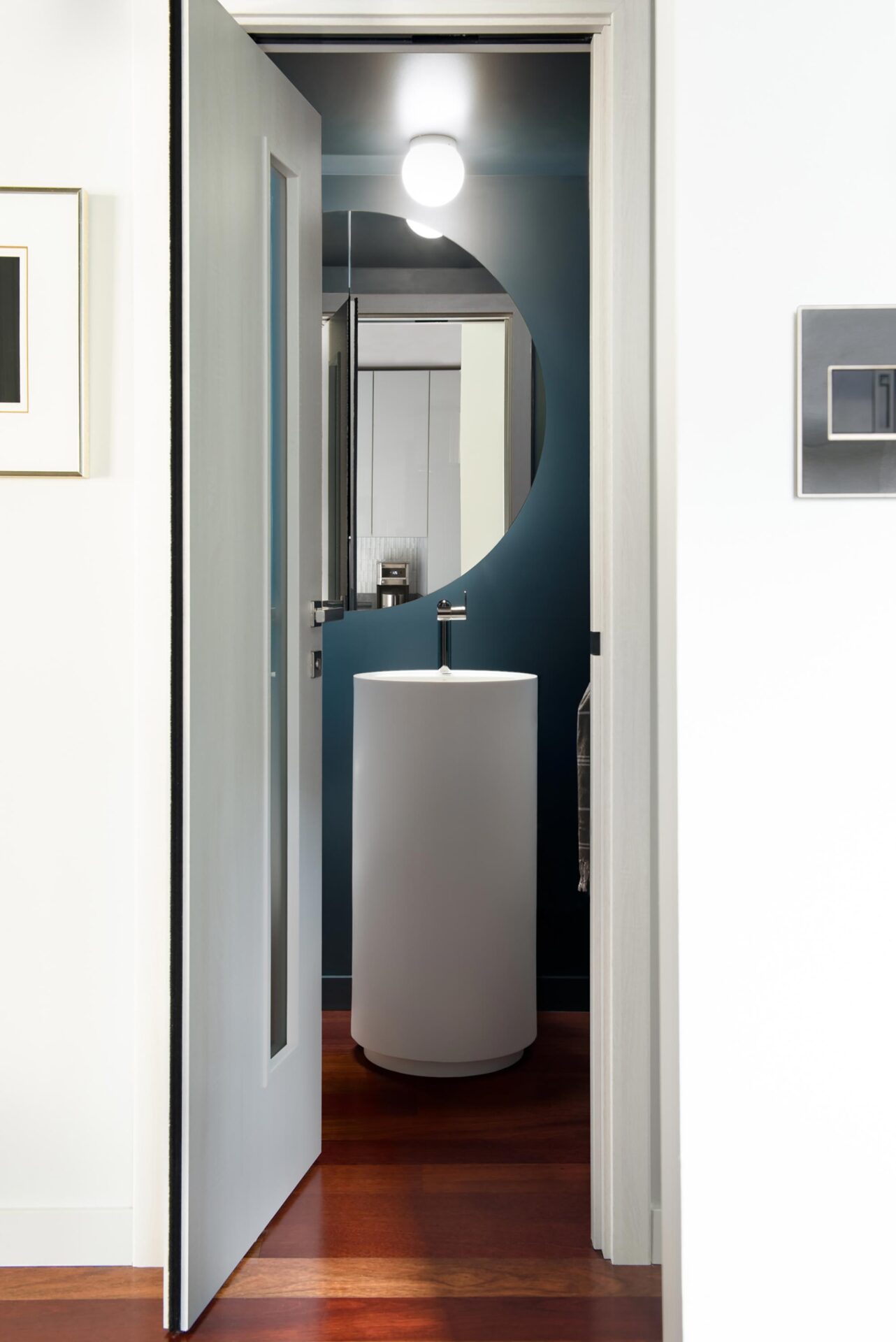 Barclay Street Condo Vancouver BC