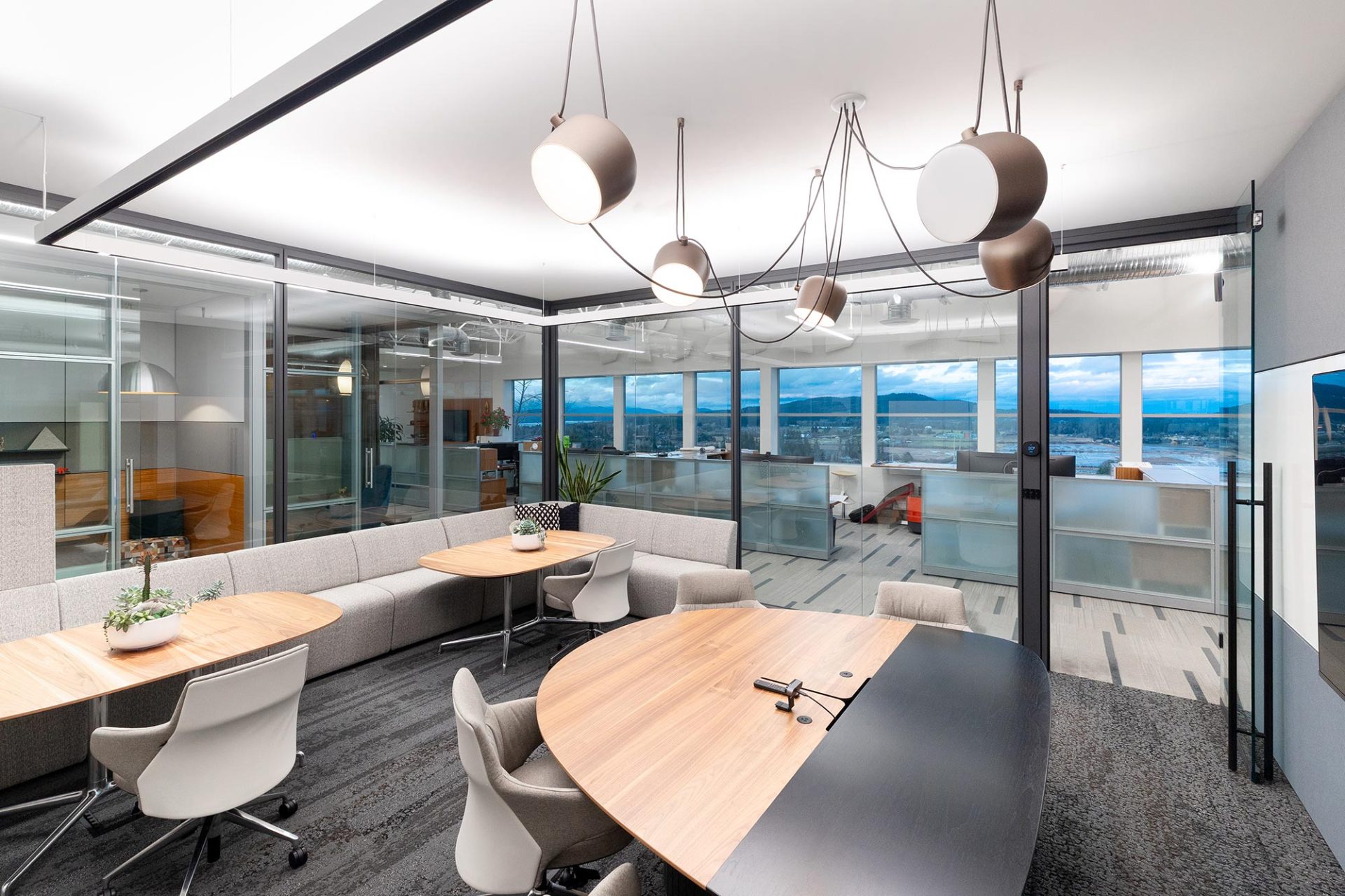 Graphic Office Interiors - Saanichton, BC