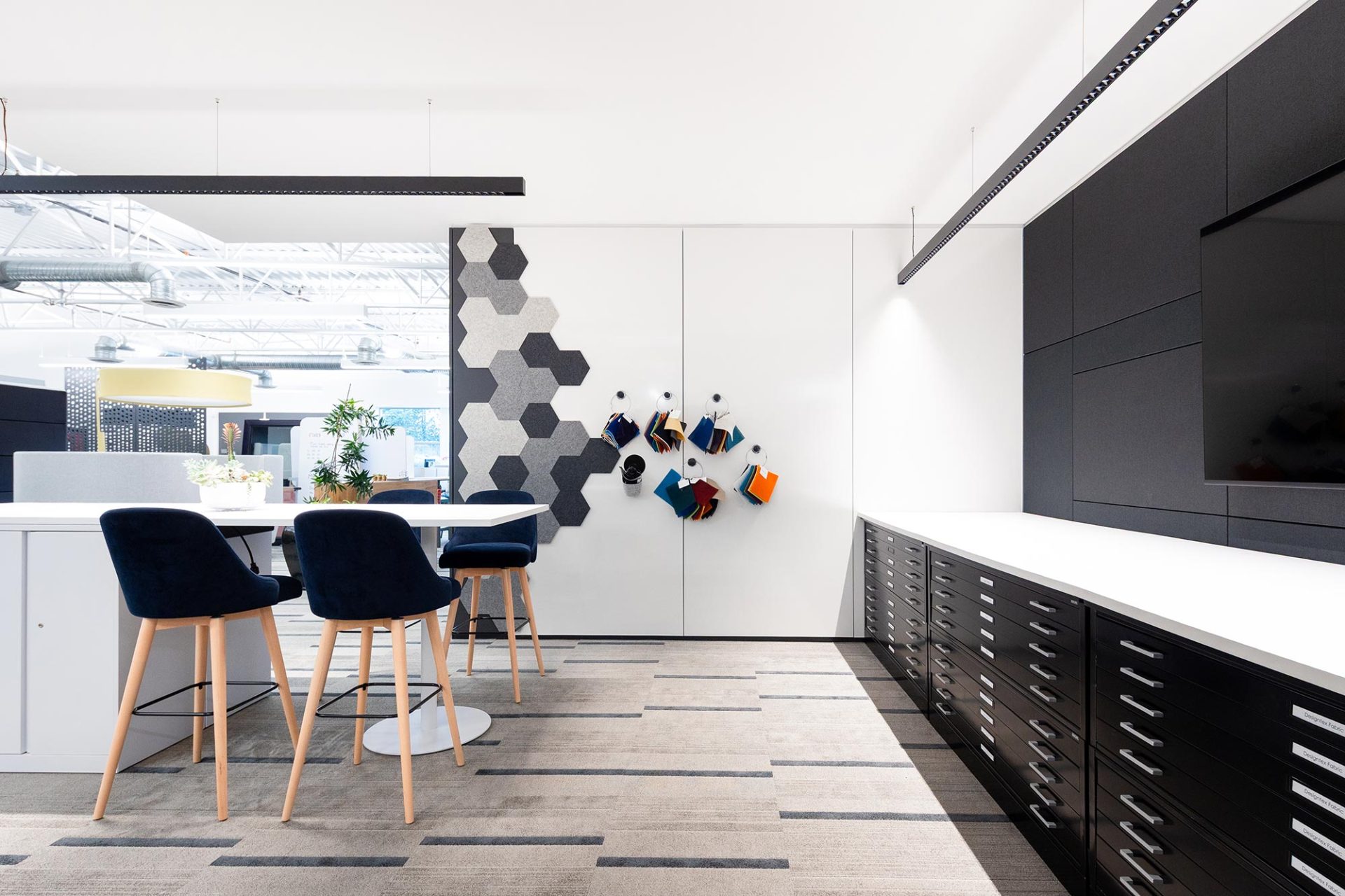 Graphic Office Interiors - Saanichton, BC