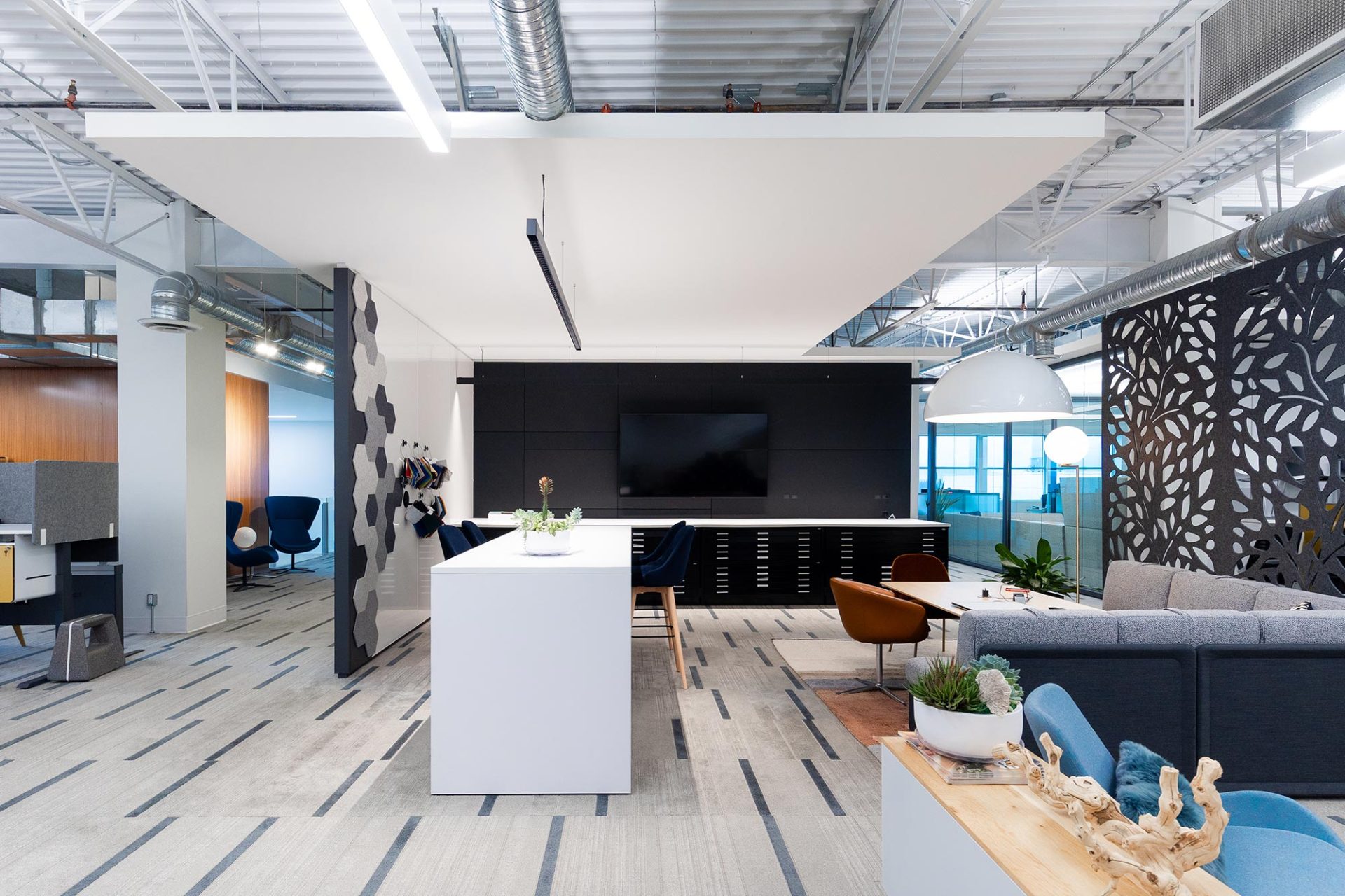 Graphic Office Interiors - Saanichton, BC