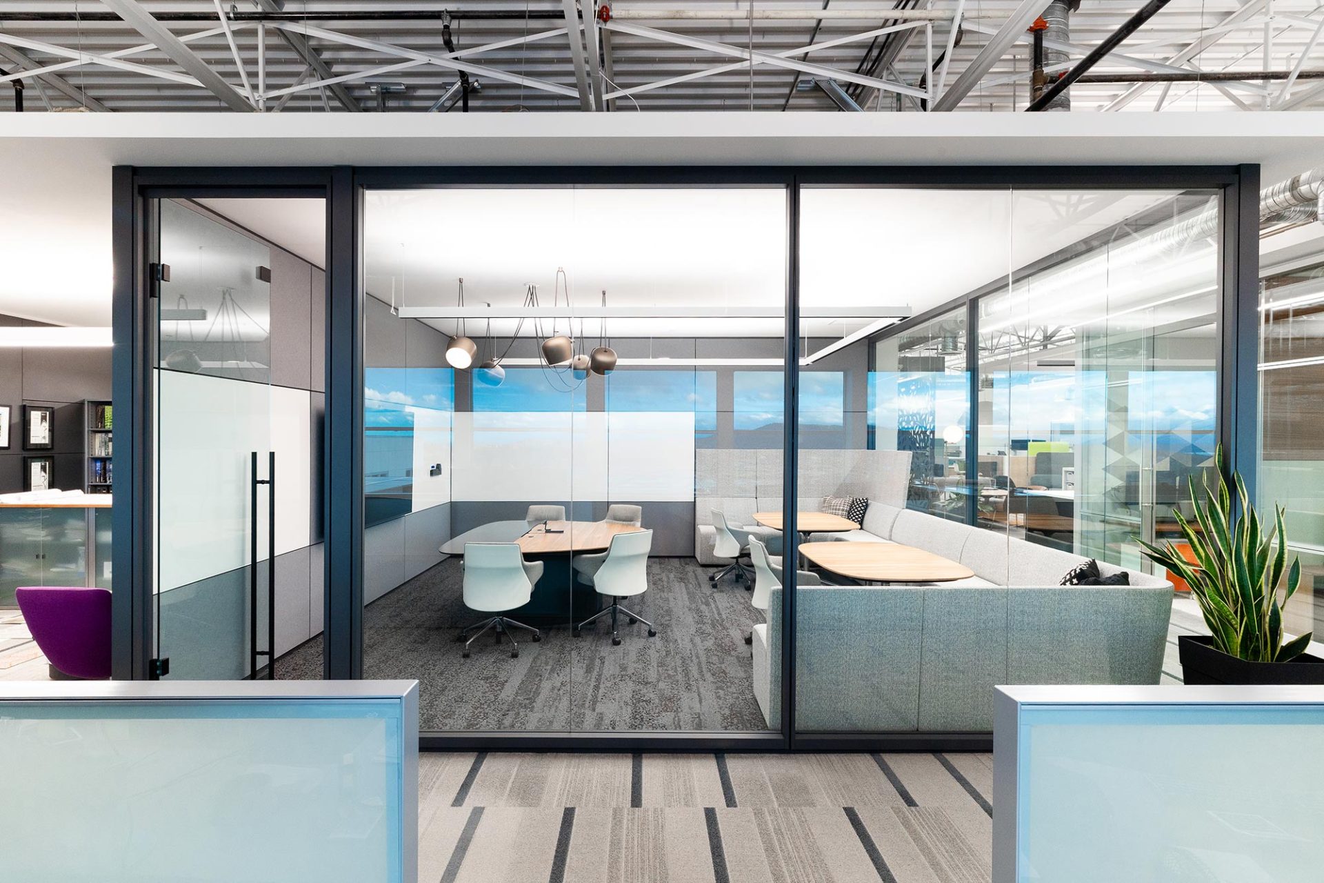 Graphic Office Interiors - Saanichton, BC